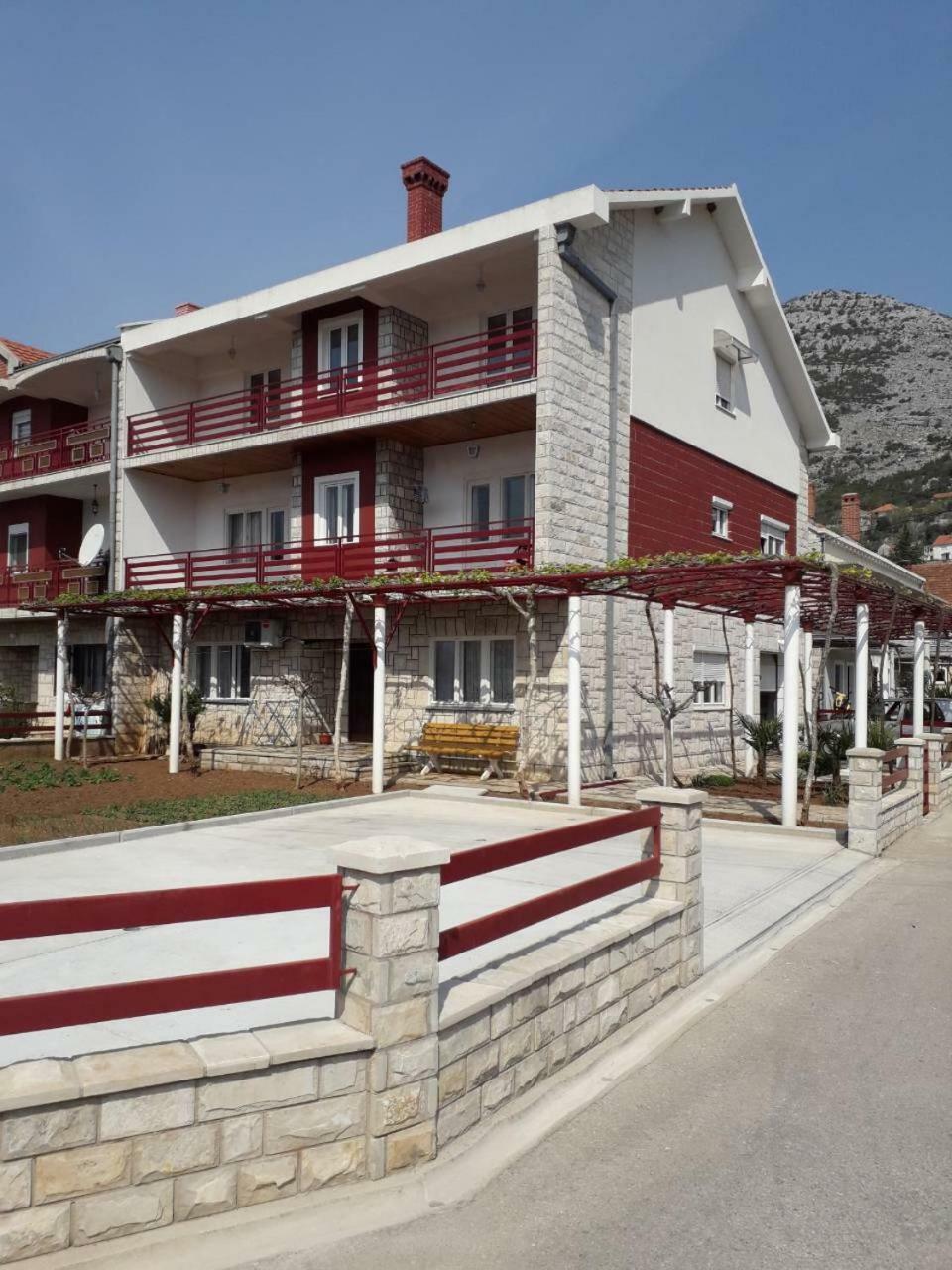 Apartmani Rada Trebinje Kültér fotó